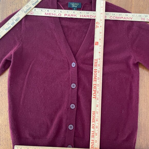 Holiday Red 100% cashmere cardigan sweater - Picture 5 of 9